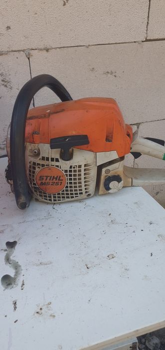 Vând drujba  sthil ms 251