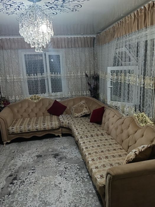 Диван в отличном состоянии