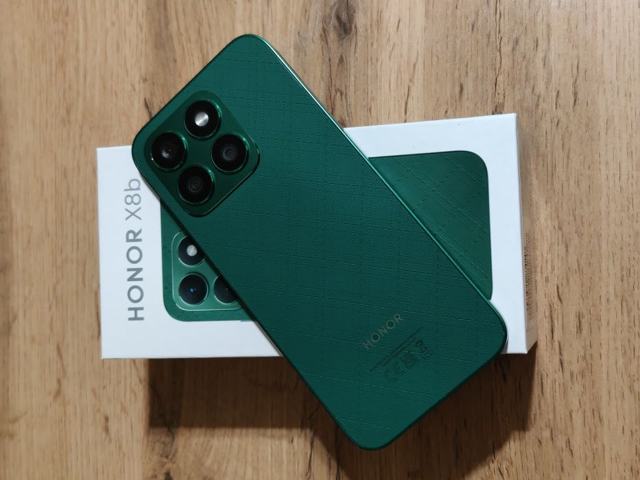 Honor X8b 256 gb Ram 8 полный комплект