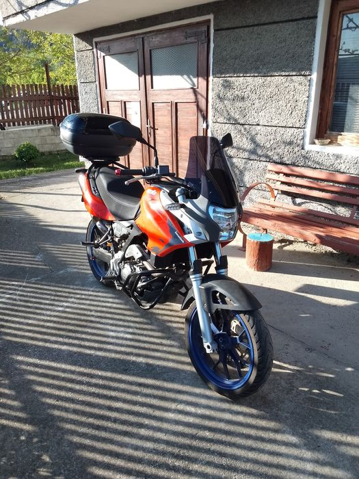 Aprilia Pegaso Strada 660