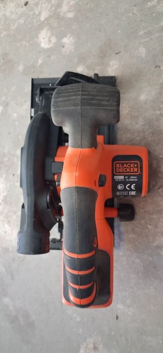 Ръчен циркуляр Black and decker
