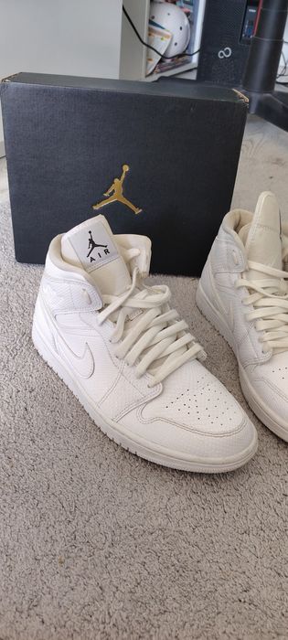 Ghete Air Jordan 1 Mid BQ6472-110 Femei Alb Nr. 40.5