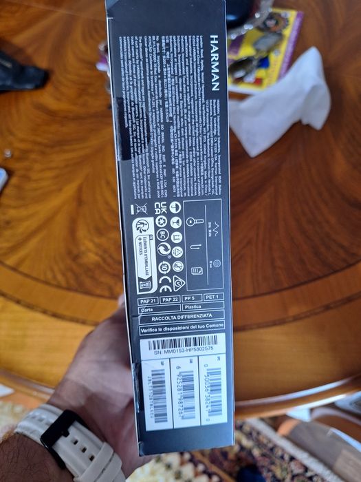 Casti JBL       Harman