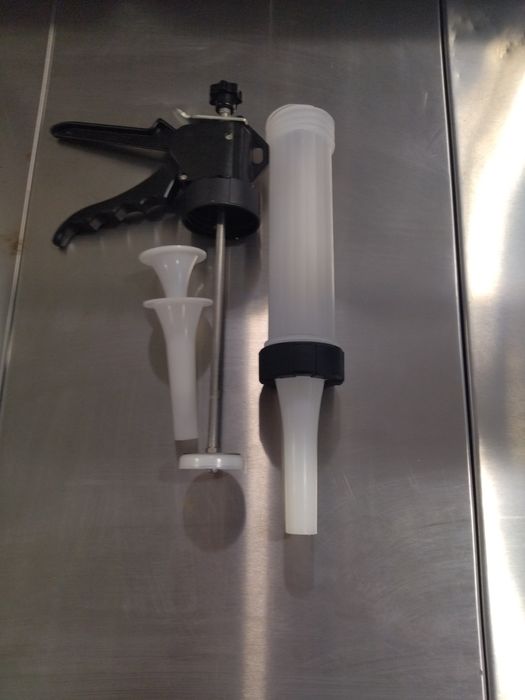 Шпиц пистолет ручной для колбас.