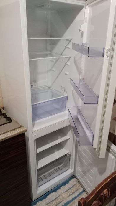 Срочно продам холодильник