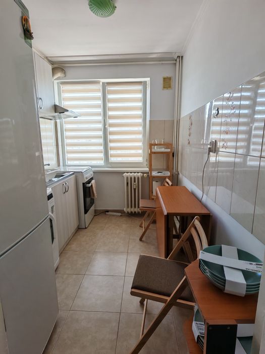 380 Euro, Închiriere Apartament 2 camere decomandate, 52 mp, zona Auchan Titan, sector 3, București, complet utilat