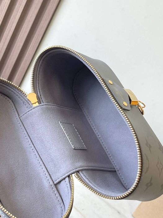 Geanta Louis Vuitton Vanity