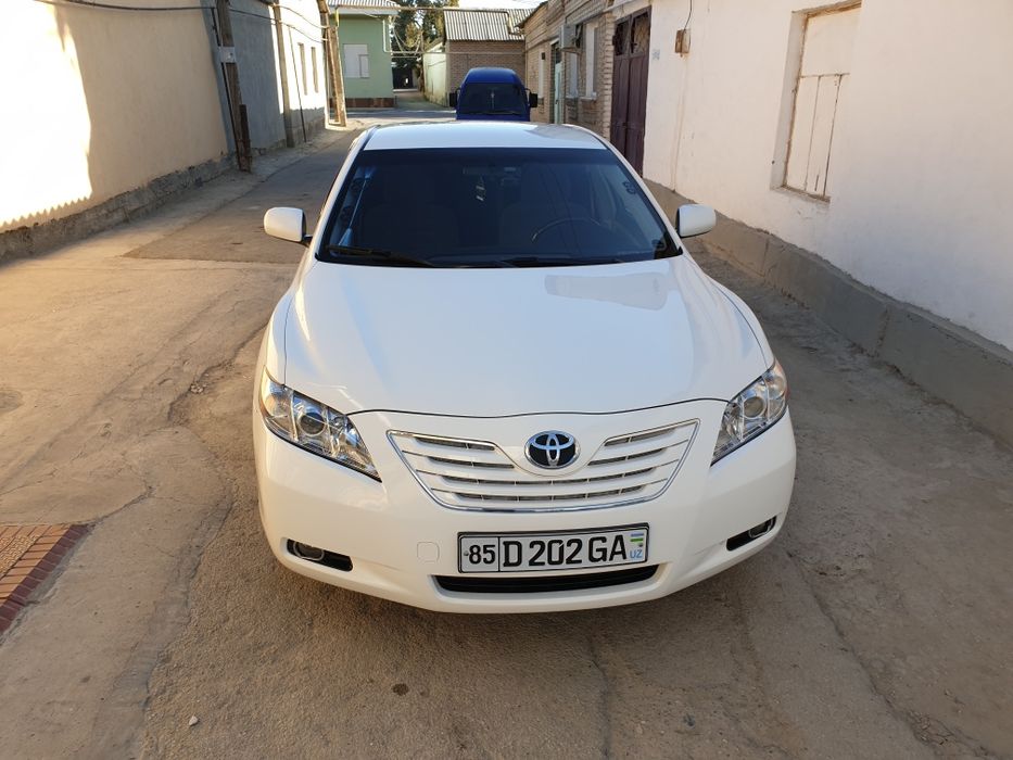 Подается Тойота камри в отличном состояние