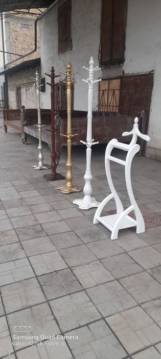 stoyka veshelka yogochdan