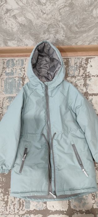 Куртка осень весна на девочку