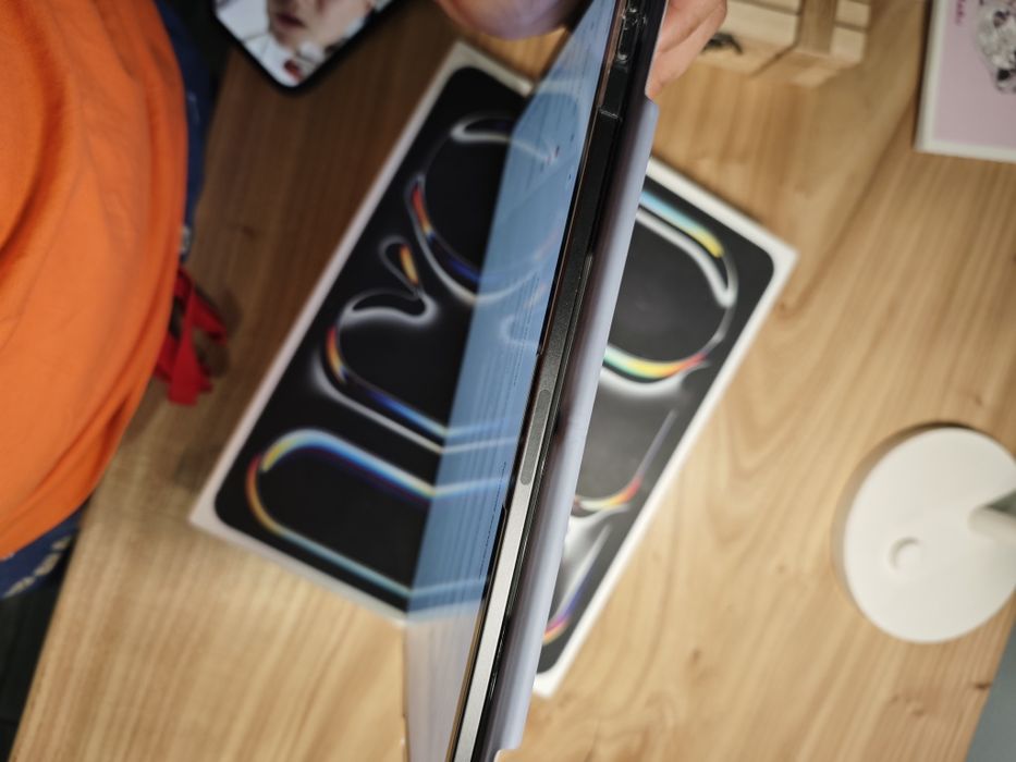 Apple iPad 13 m4 pro