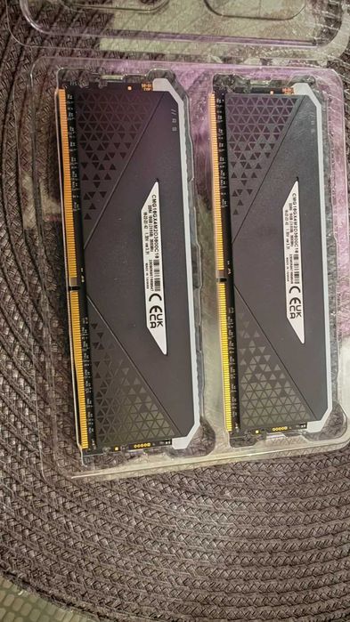 Рам памет Corsair Vengeance RGB RS  (2x18GB) 16GB DDR4 3600MHz