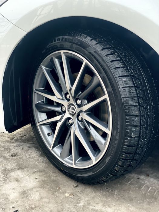 Тойота Камри 70