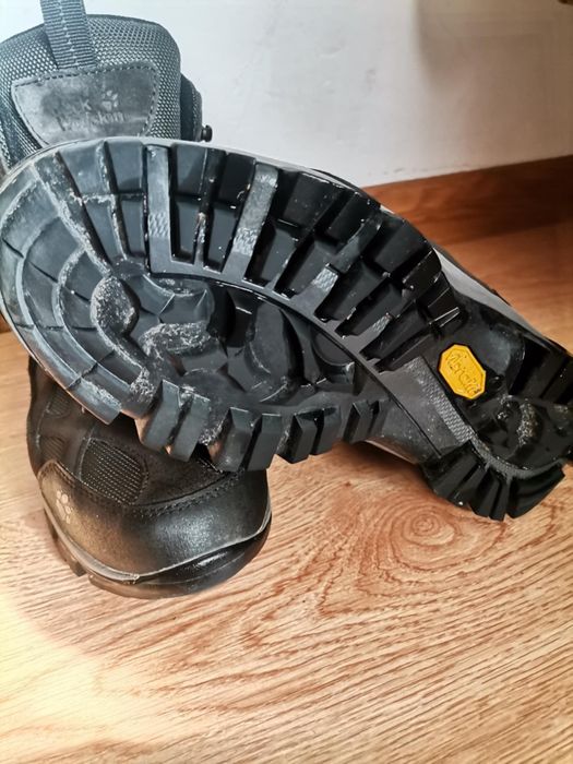 Дамски туристически обувки Jack Wolfskin