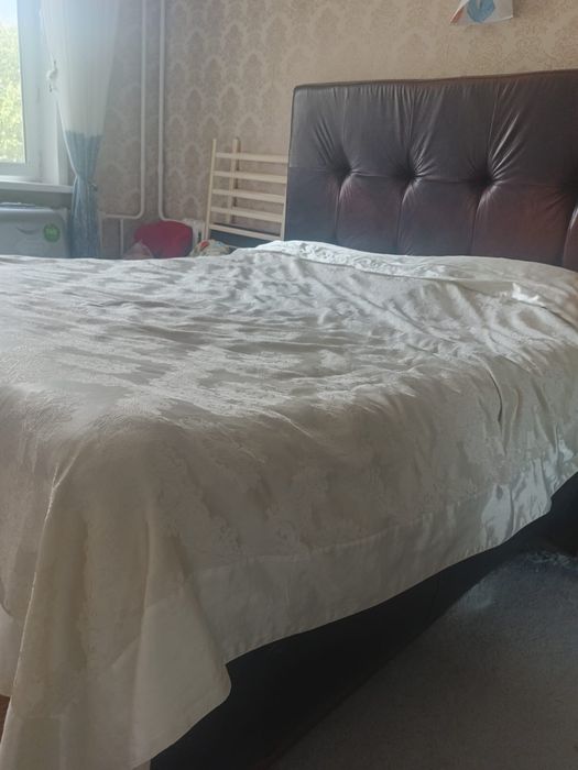Продается кровать двух спалка
