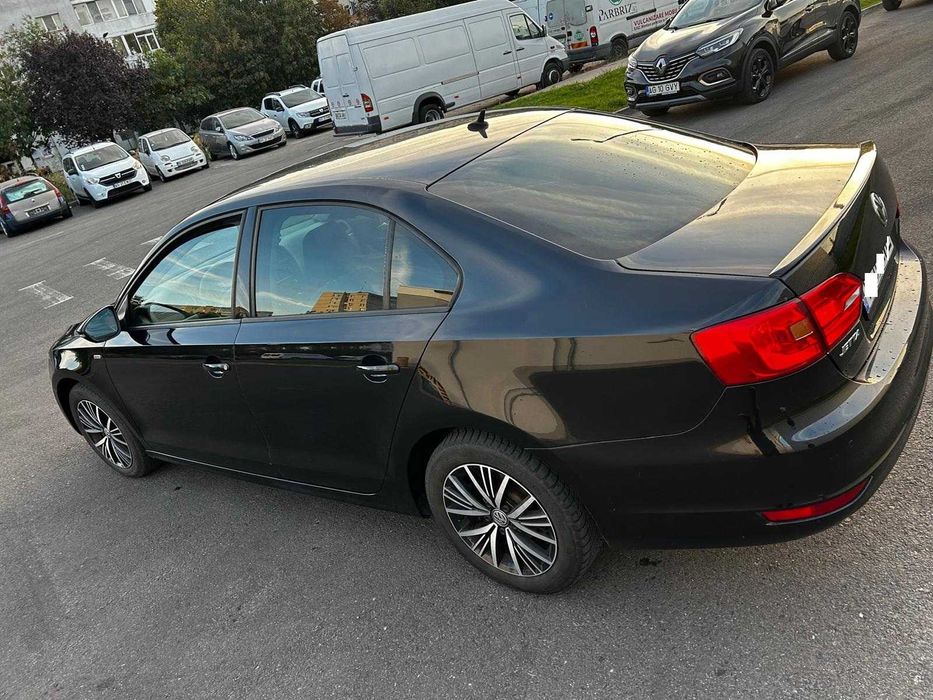 VOLKSWAGEN Jetta 2013 — imagine 5