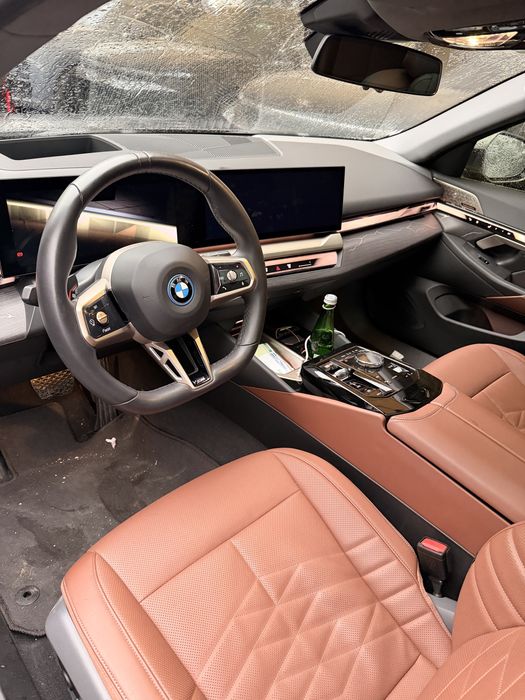 Bmw i5 35L full 2024