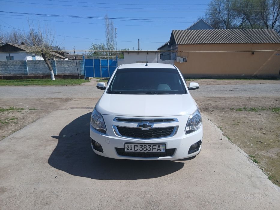 Mashina toza kraskasi yoq minishka tayyor