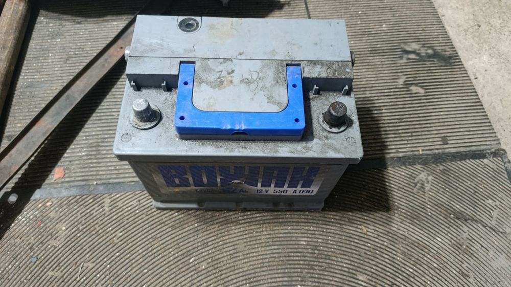 Аккумулятор автомобильный