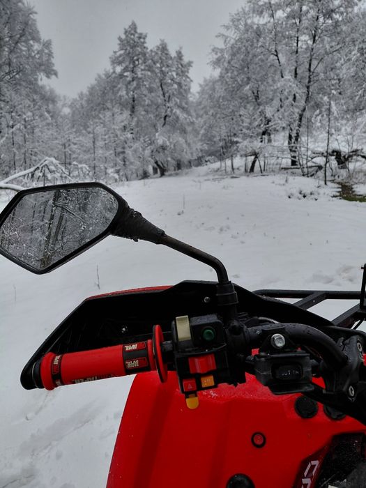 Vând Atv Cf Moto 520L.