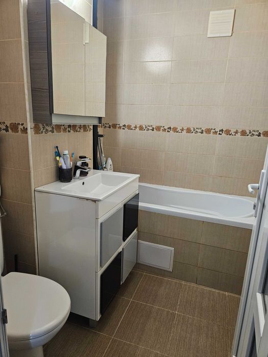 Apartament, 3 camere, etajul 1,STOMATOLOGIE/ ROTONDA