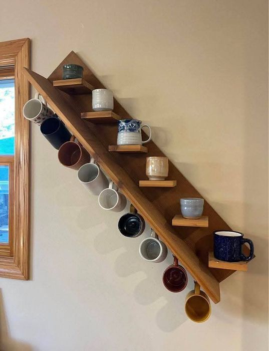 Suporturi/ lucrări din lemn la comanda