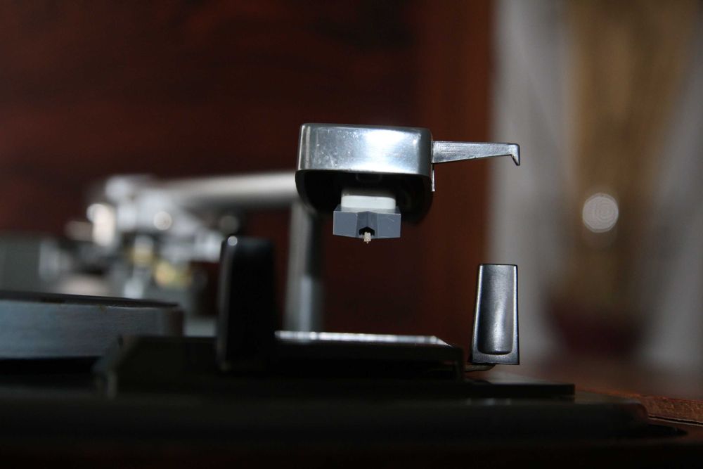 Arena GF 1225 cu pick-up Garrard SP 25 MK II si boxe Seas K 72