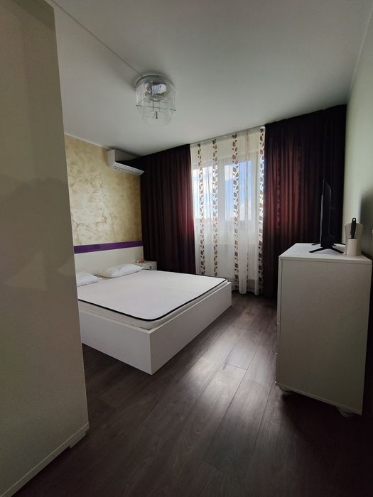 Închiriez apartament cu 2 camere strada Brăilei zona bănci