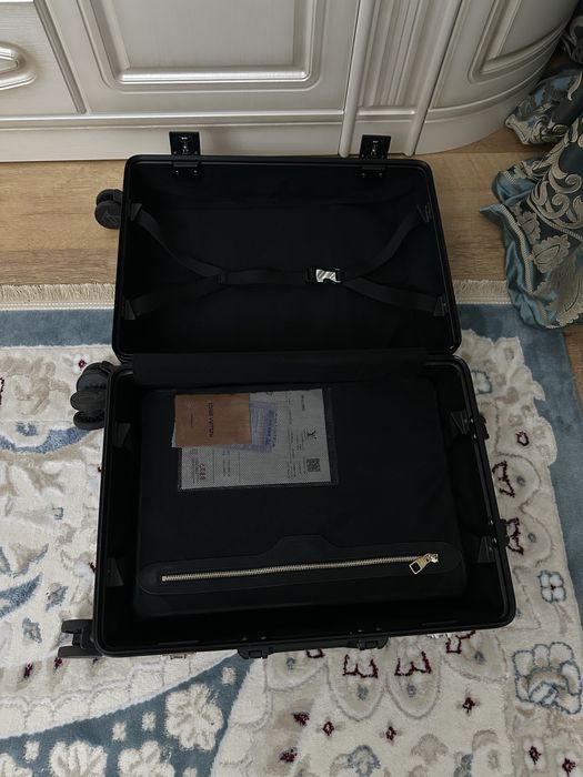 Чемодан Louis Vuitton