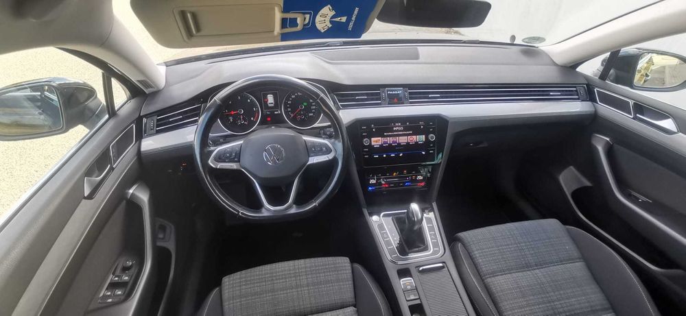 VOLKSWAGEN Passat 2021 — imagine 3