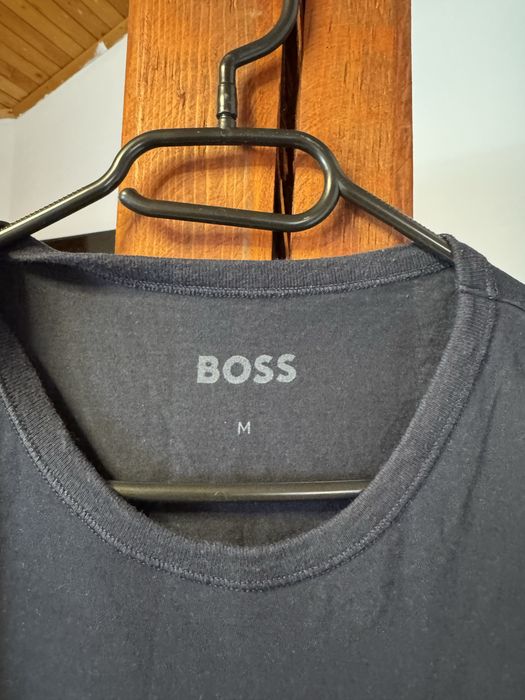 Две памучни тенски на Boss M