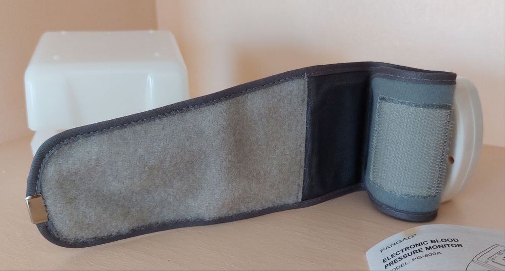 Тонометр на запястье