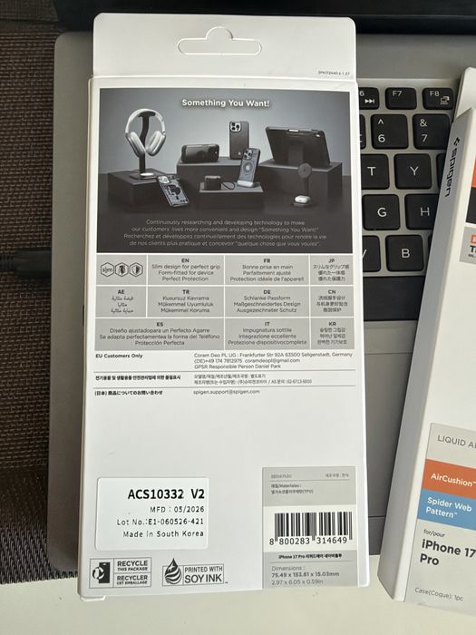 Husa Ipone  17 Pro Spigen