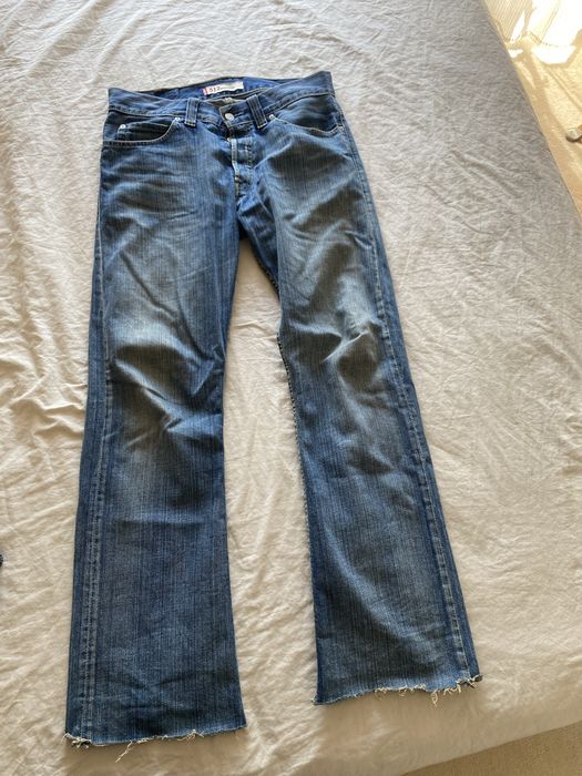 Levis flared дънки от 2к ерата