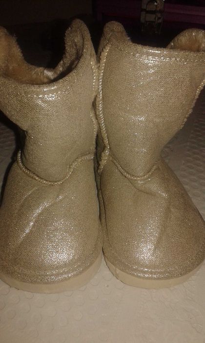 Страхотни топли ботушки Н&М - №20-21 - 12.00 лева