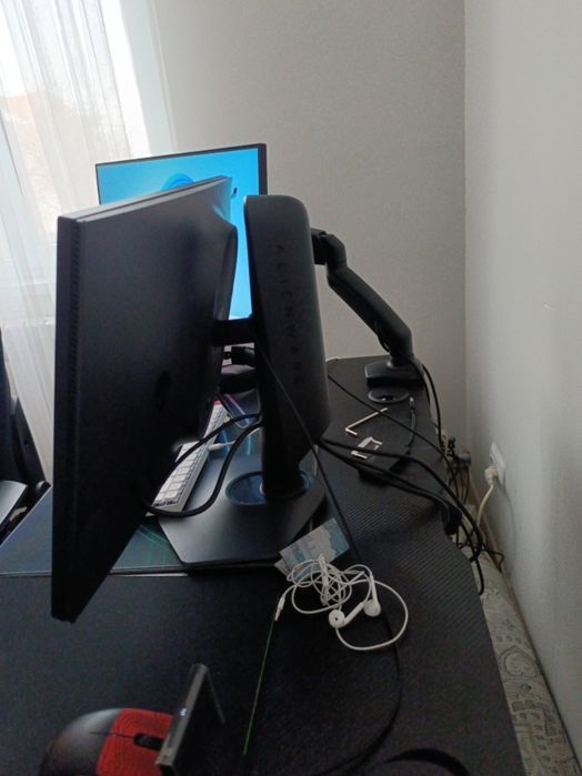 Продам Монитор 360 герц alienware