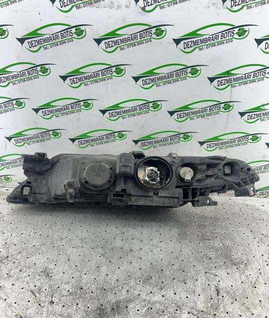 Far dreapta 8200002847 8200002847 Renault Laguna a 2-a generatie