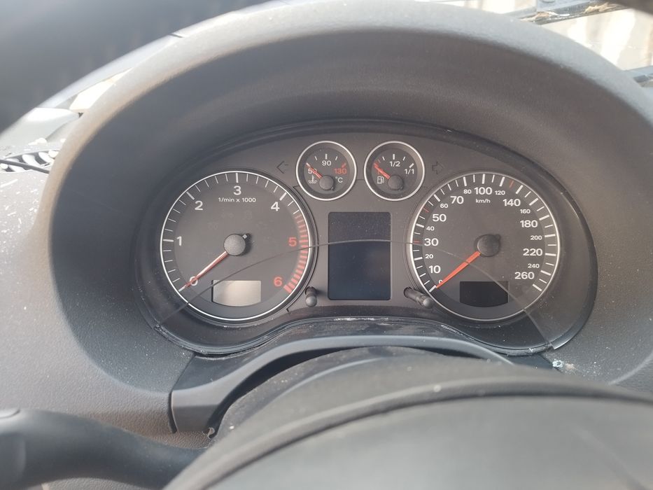 Продавам на части Ауди А3 8p 2.0 140 BKD 4x4