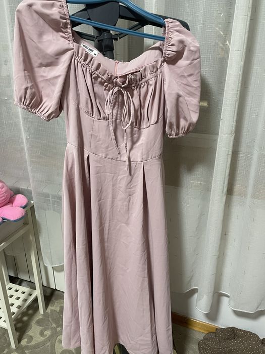 Платья 42-44 размера б/у