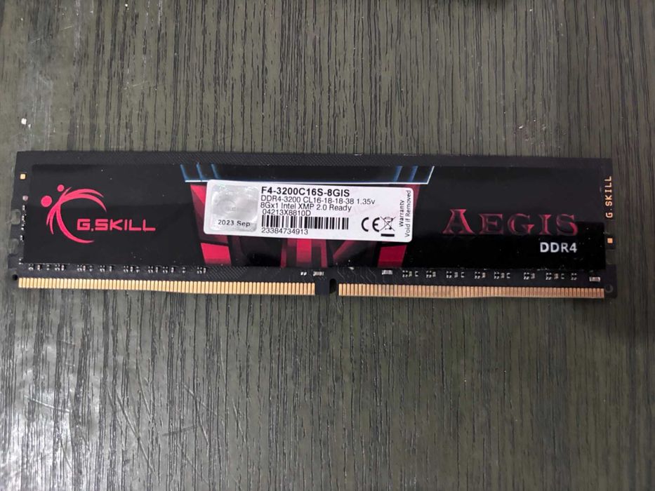 Gtx 1070 8Gb republic of gamers+2x8Gb ddr4 3200mhz