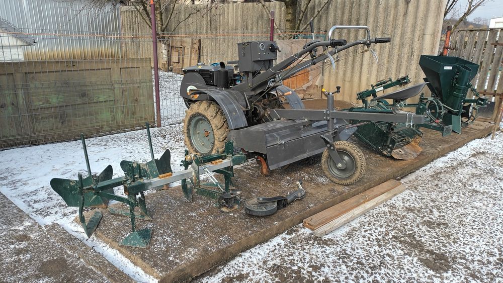 Motocultor Zubri diesel 10CP + accesorii