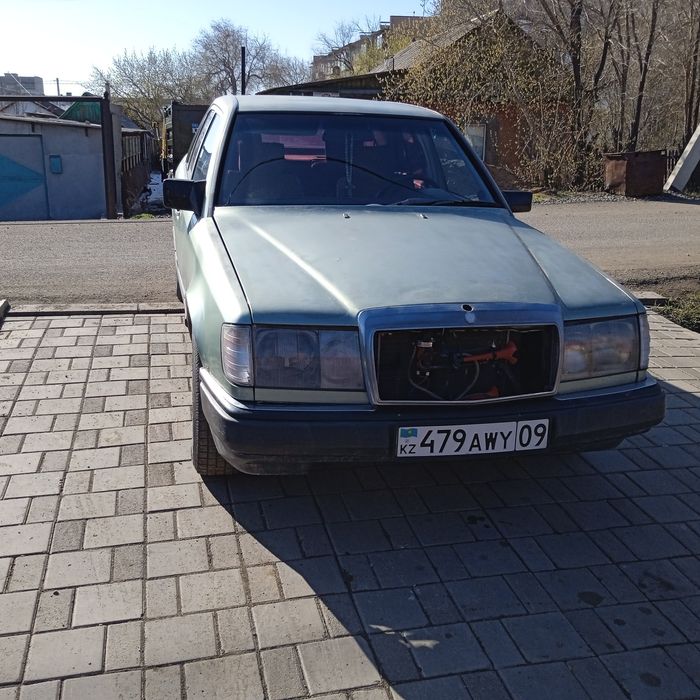 Продам Мерседес 2.6