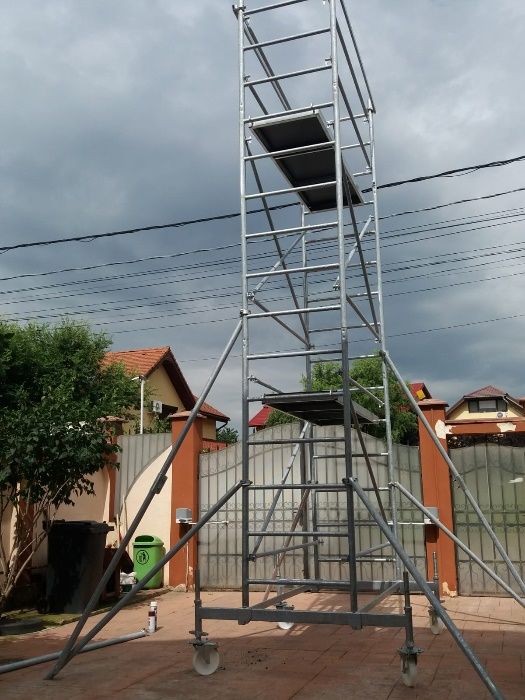 Schela mobila de inchiriat ( 8.5 m )   70 lei/zi