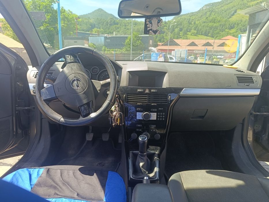 OPEL Astra 2009 — imagine 4