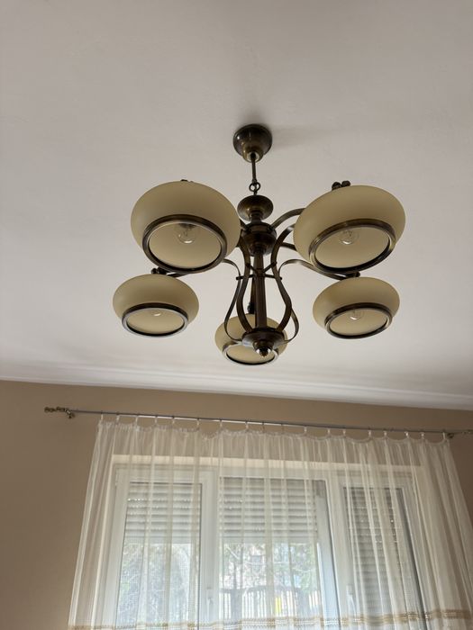 Lustre si aplice perete, pret pe bucata (lustra 500/aplica 300)