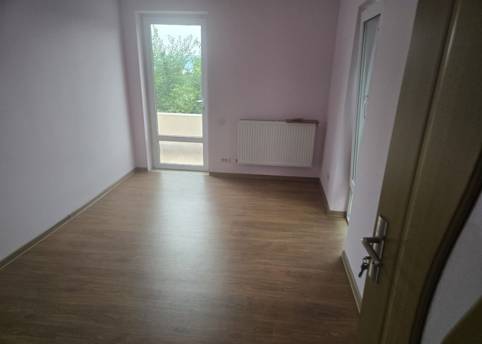 Inchiriez casa Tatarasi si Valea lupului