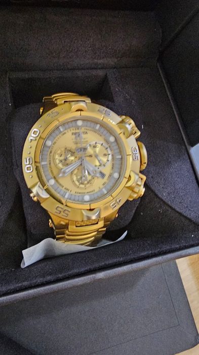 Продам мужские часы