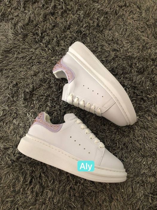 Adidasi dama si barbati