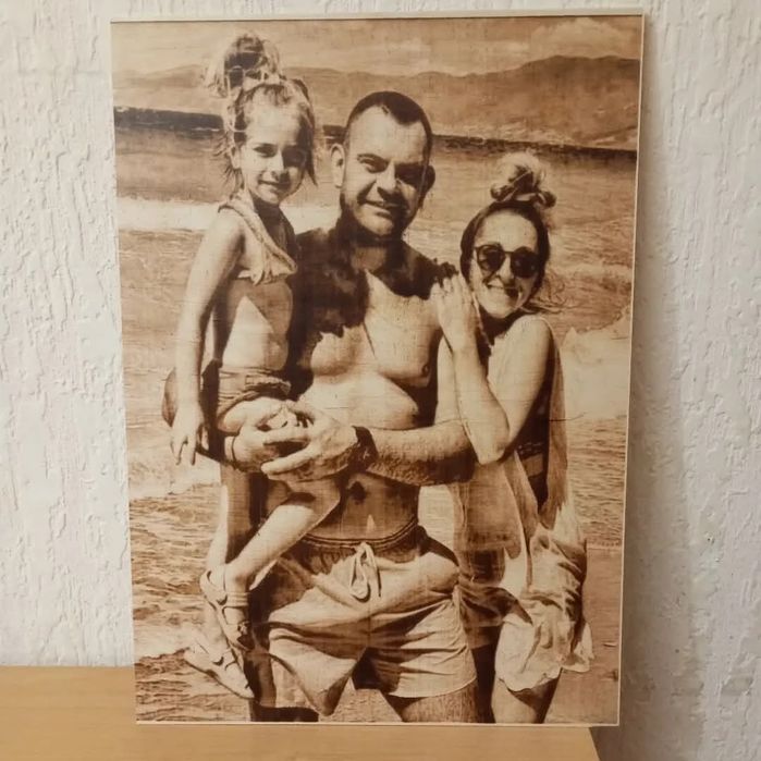 Портрети по снимка на дърво