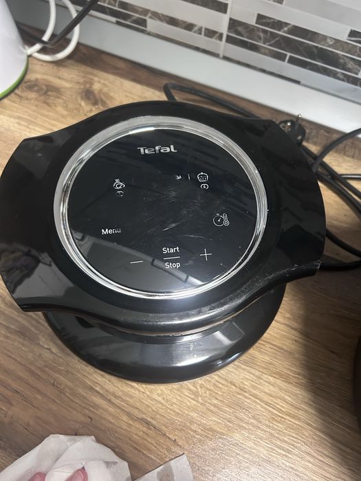 Multicooker Tefal cu accesoriu extra crisp